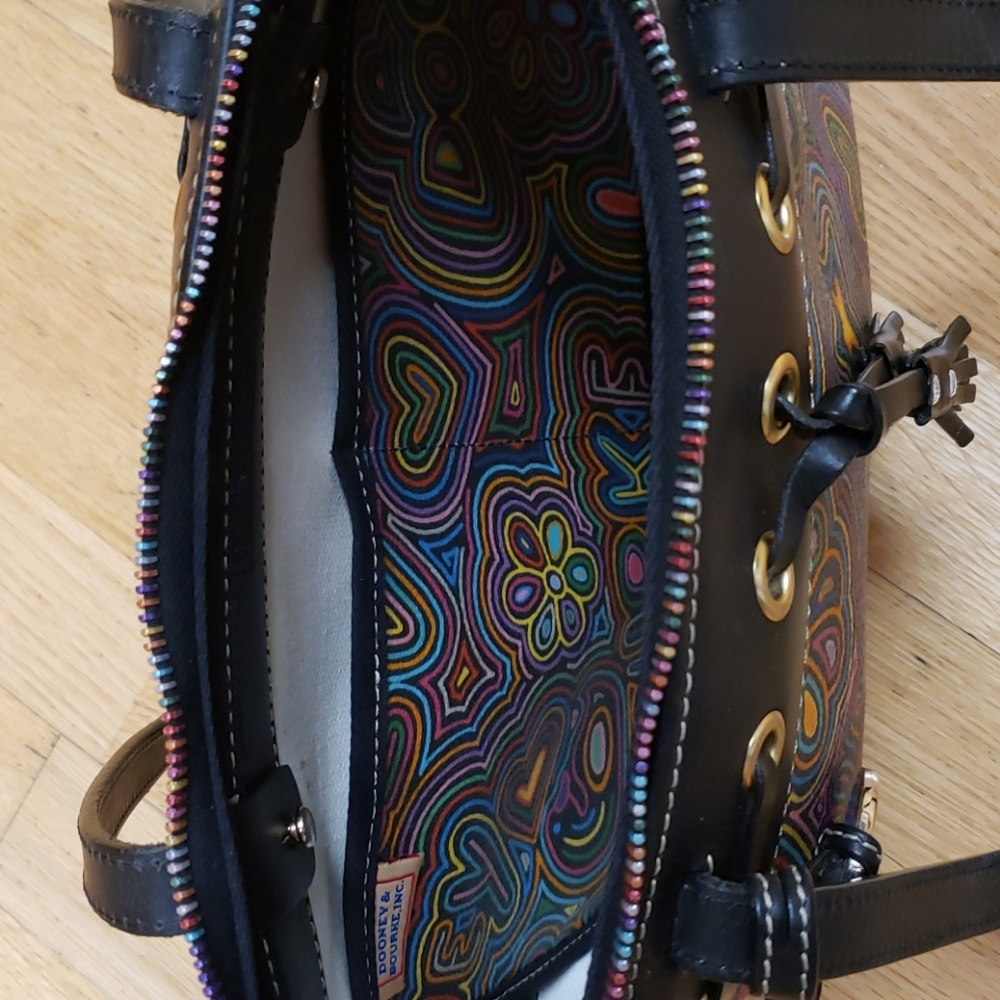 Purse - Picture 4 of 10
